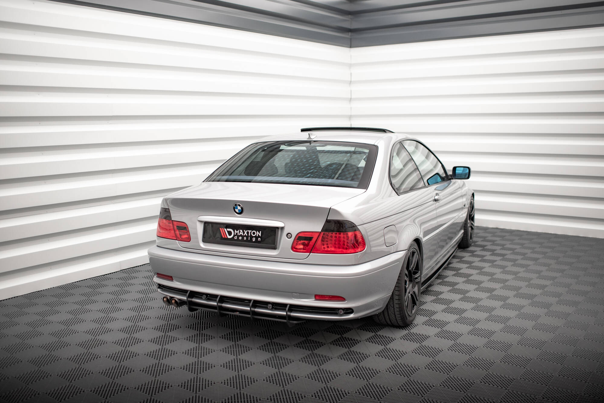 Street Pro Heckschürze Heck Ansatz Diffusor passend für BMW 3er Coupe E46 rot