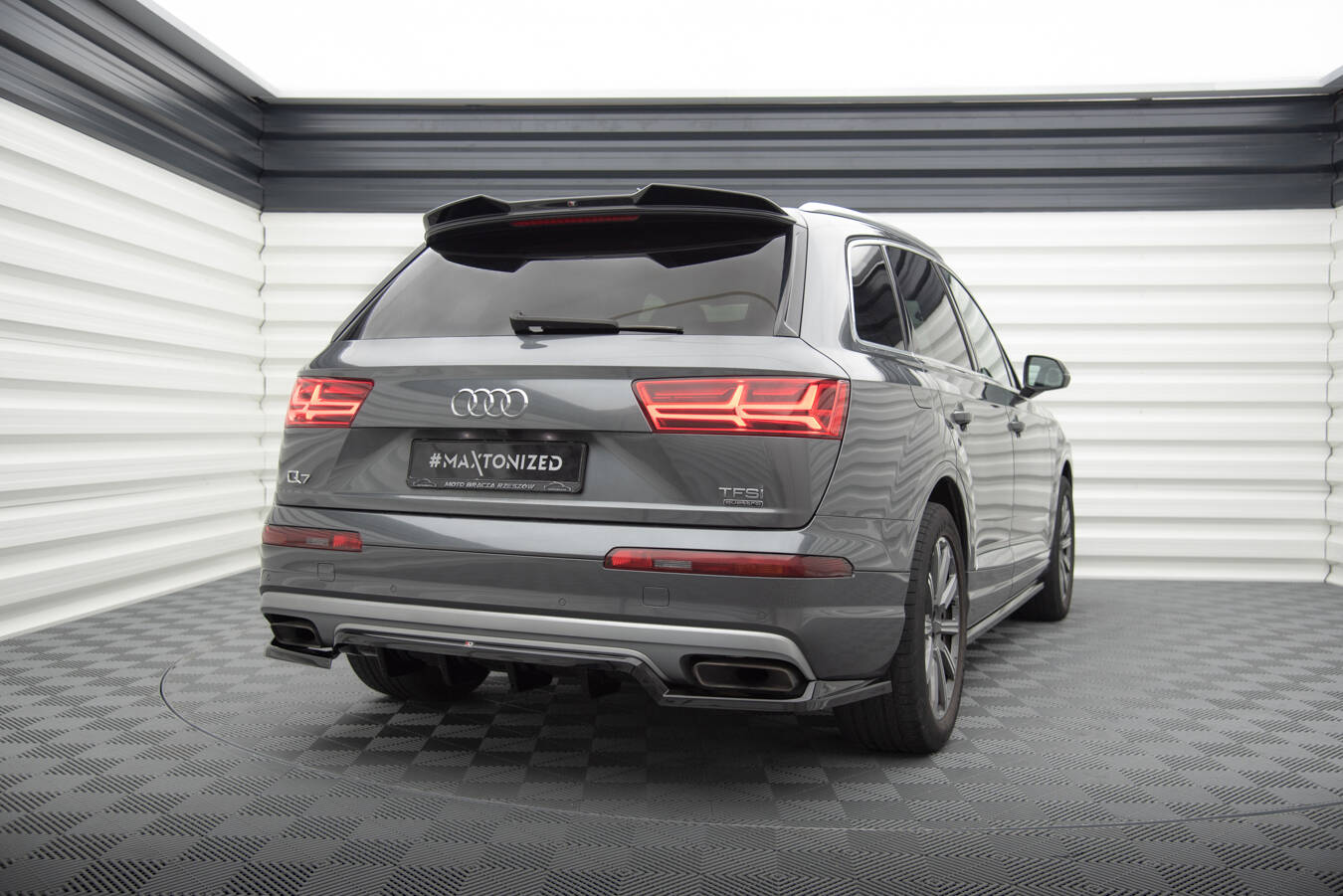 Heck Spoiler Aufsatz Abrisskante 3D passend für Audi Q7 Mk2 schwarz Hochglanz