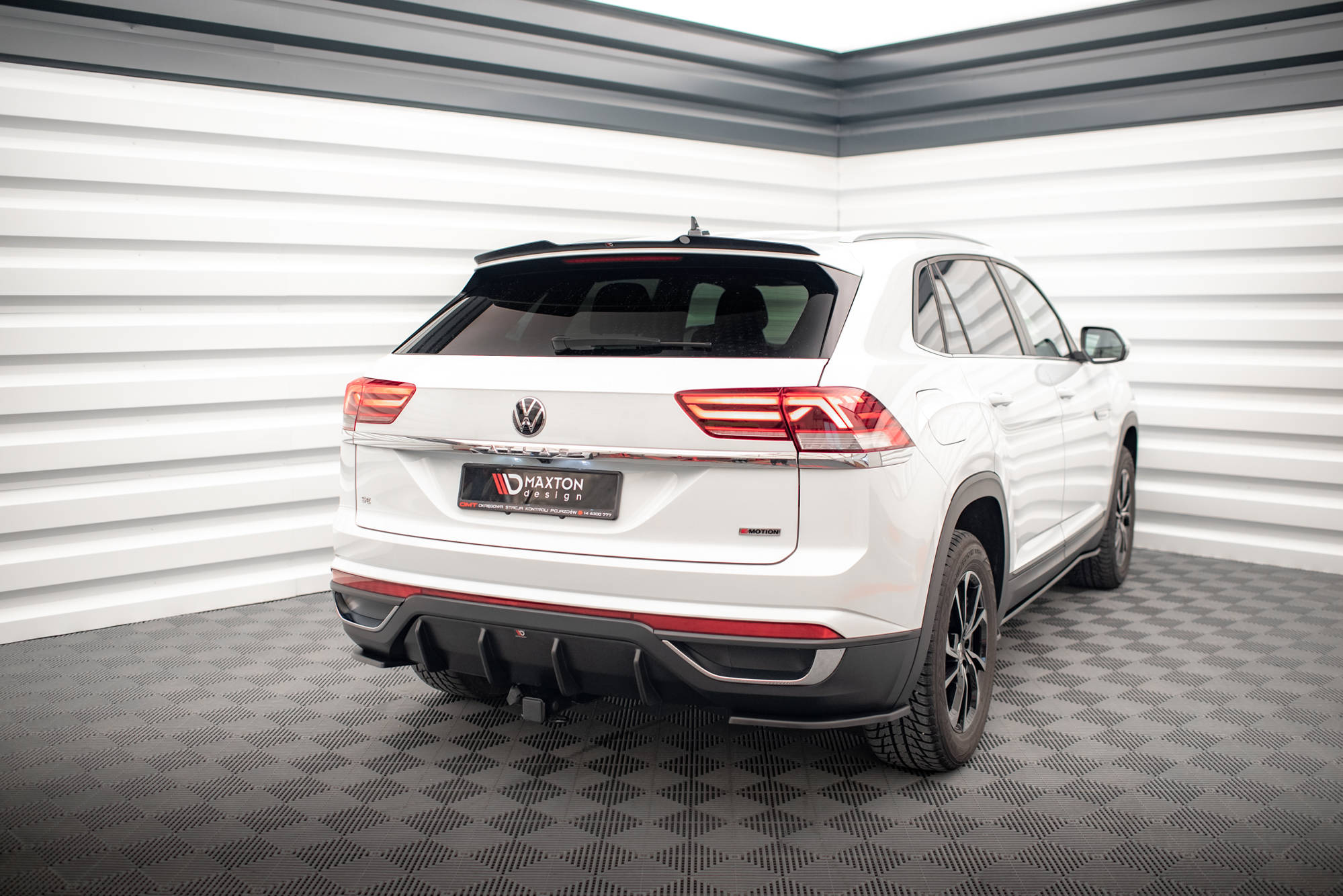 Heck Spoiler Aufsatz Abrisskante passend für VW Atlas Cross Sport schwarz Hochglanz