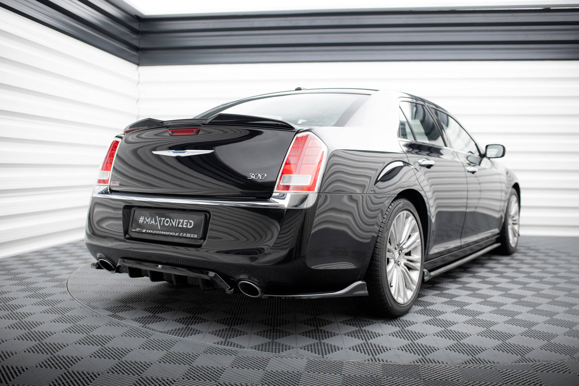 Diffusor Flaps passend für Chrysler 300 Mk2 schwarz Hochglanz