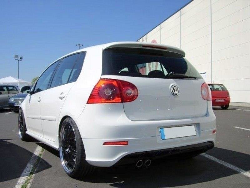 Heckschürze passend für VW Golf 5 R32 mit 1 Endrohr passend für GTI Auspuff