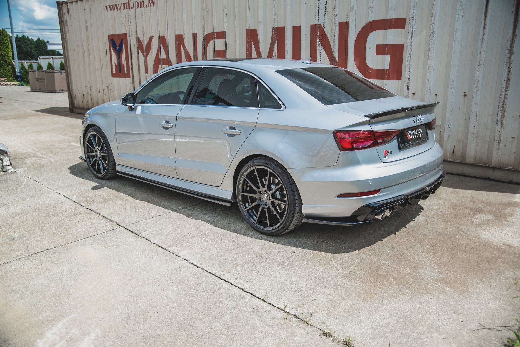 Seitenschweller Ansatz für V.2 für Audi S3 / A3 S-Line Limousine 8V Facelift schwarz matt