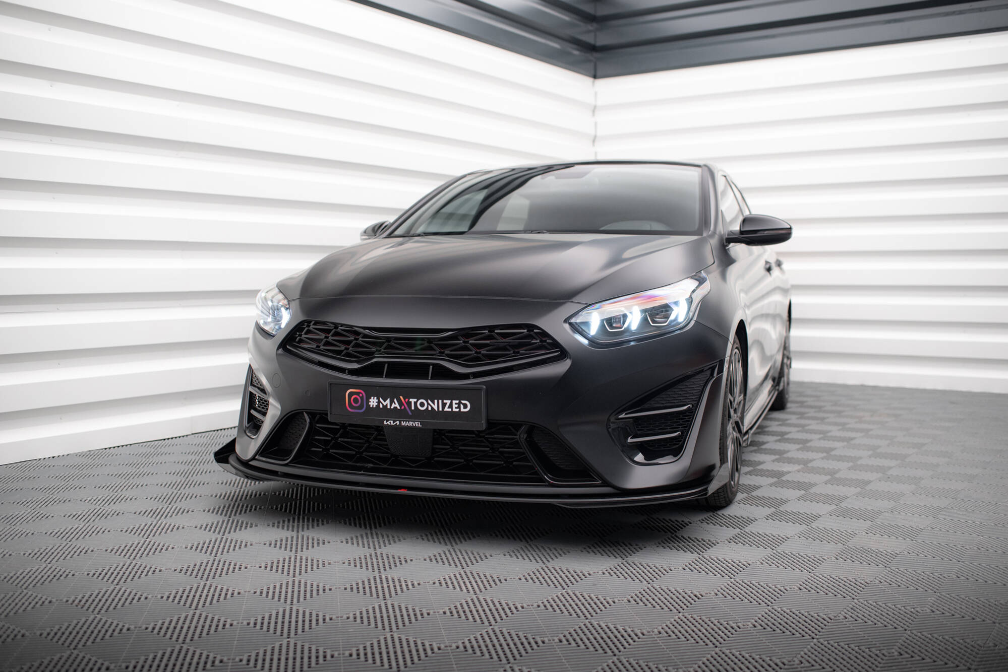 Street Pro Spoilerlippe Front Ansatz + Flaps passend für Kia Proceed GT Mk3 FL / Ceed GT / GT - Line Mk1 FL schwarz Hochglanz