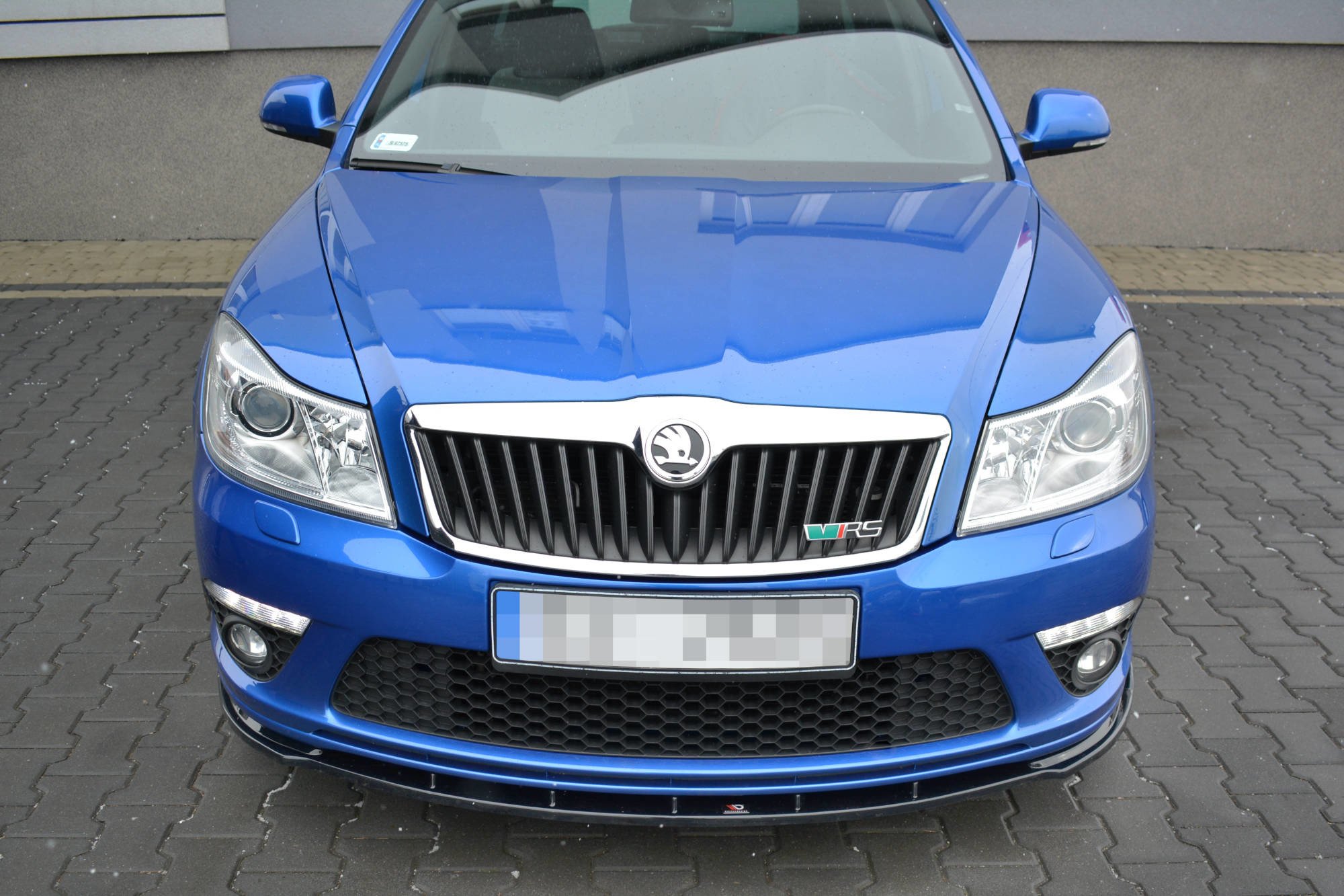 Street+ Spoilerlippe Front Ansatz V.1 passend für Skoda Octavia RS Mk2 FL schwarz Hochglanz