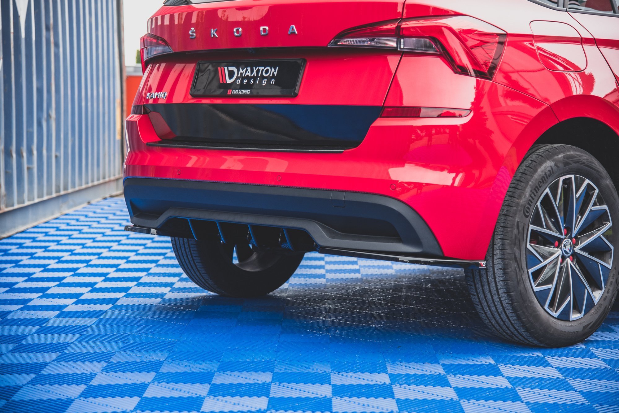 Street+ Heck Ansatz Diffusor passend für Skoda Kamiq Mk1 schwarz Hochglanz