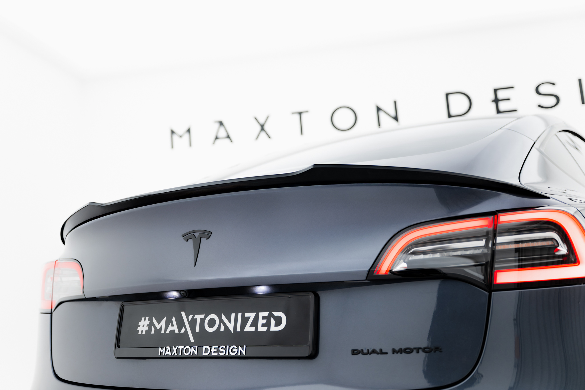 Heckspoiler Lippe passend für Tesla Model 3 schwarz Hochglanz