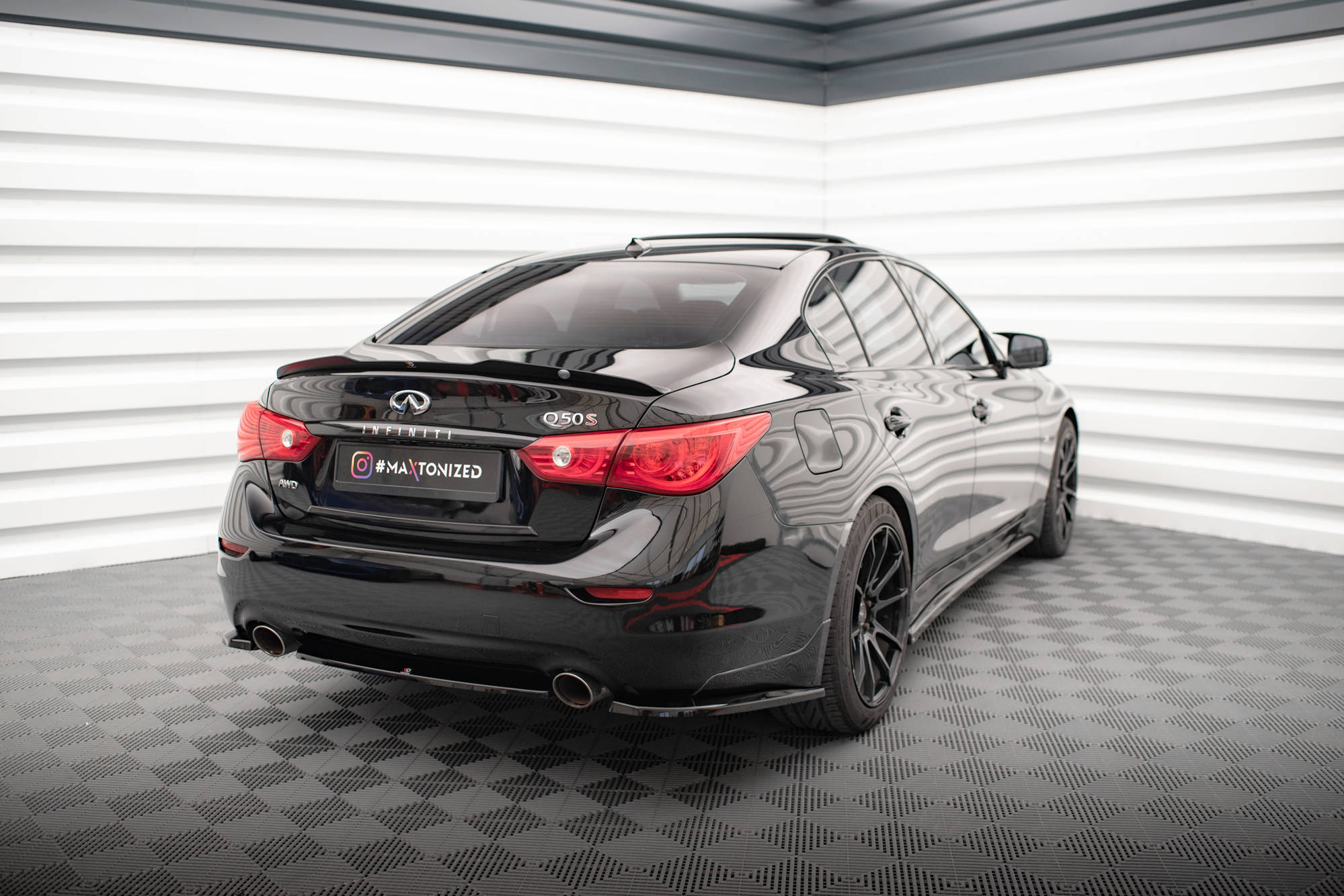 Diffusor Flaps V.1 passend für Infiniti Q50 S Mk1 schwarz Hochglanz