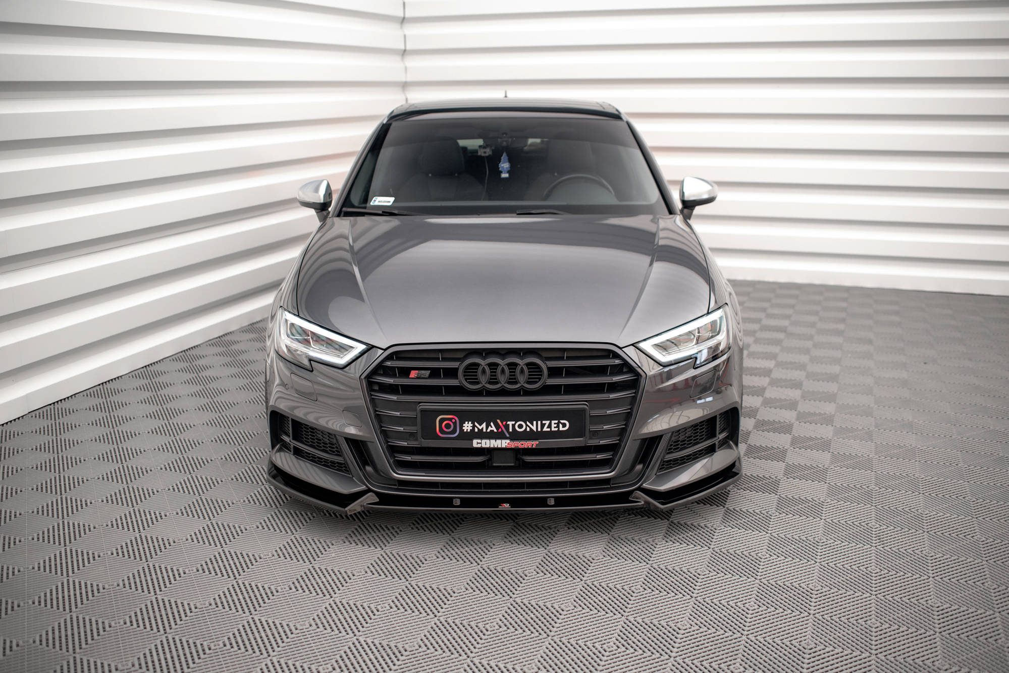 Street+ Spoilerlippe Front Ansatz V.1 passend für Audi S3 / A3 S-Line Sportback 8V FL schwarz Hochglanz