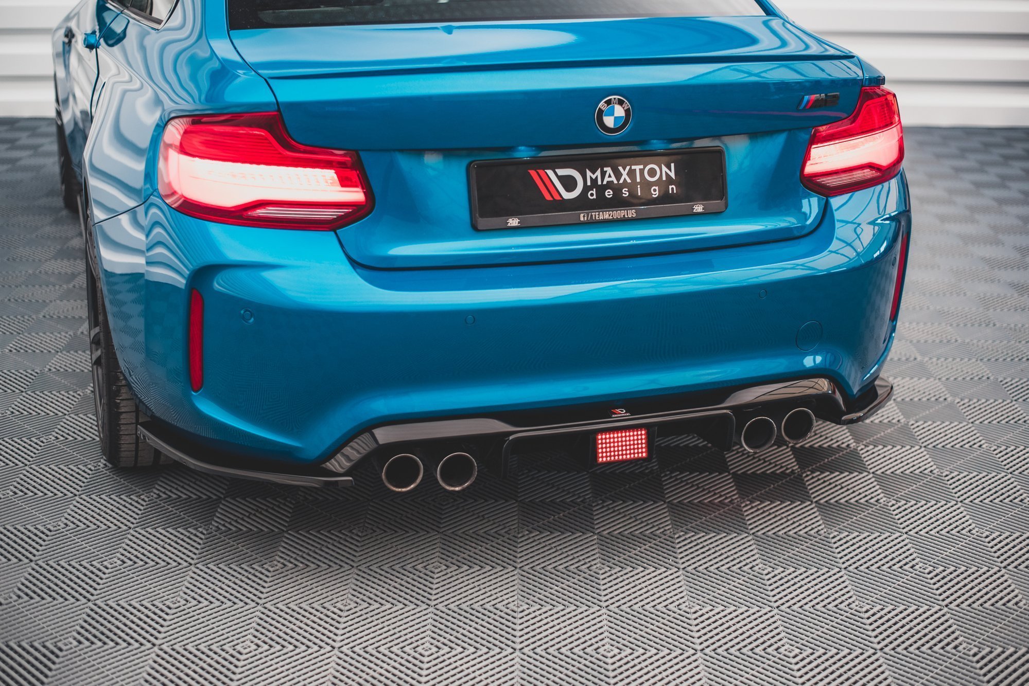 Street+ Heck Ansatz Diffusor passend für BMW M2 F87 schwarz Hochglanz