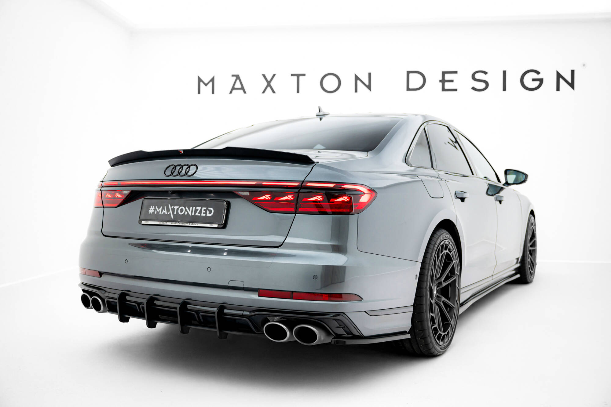 Heck Spoiler Aufsatz Abrisskante passend für Audi S8 / A8 S-Line D5 FL schwarz Hochglanz