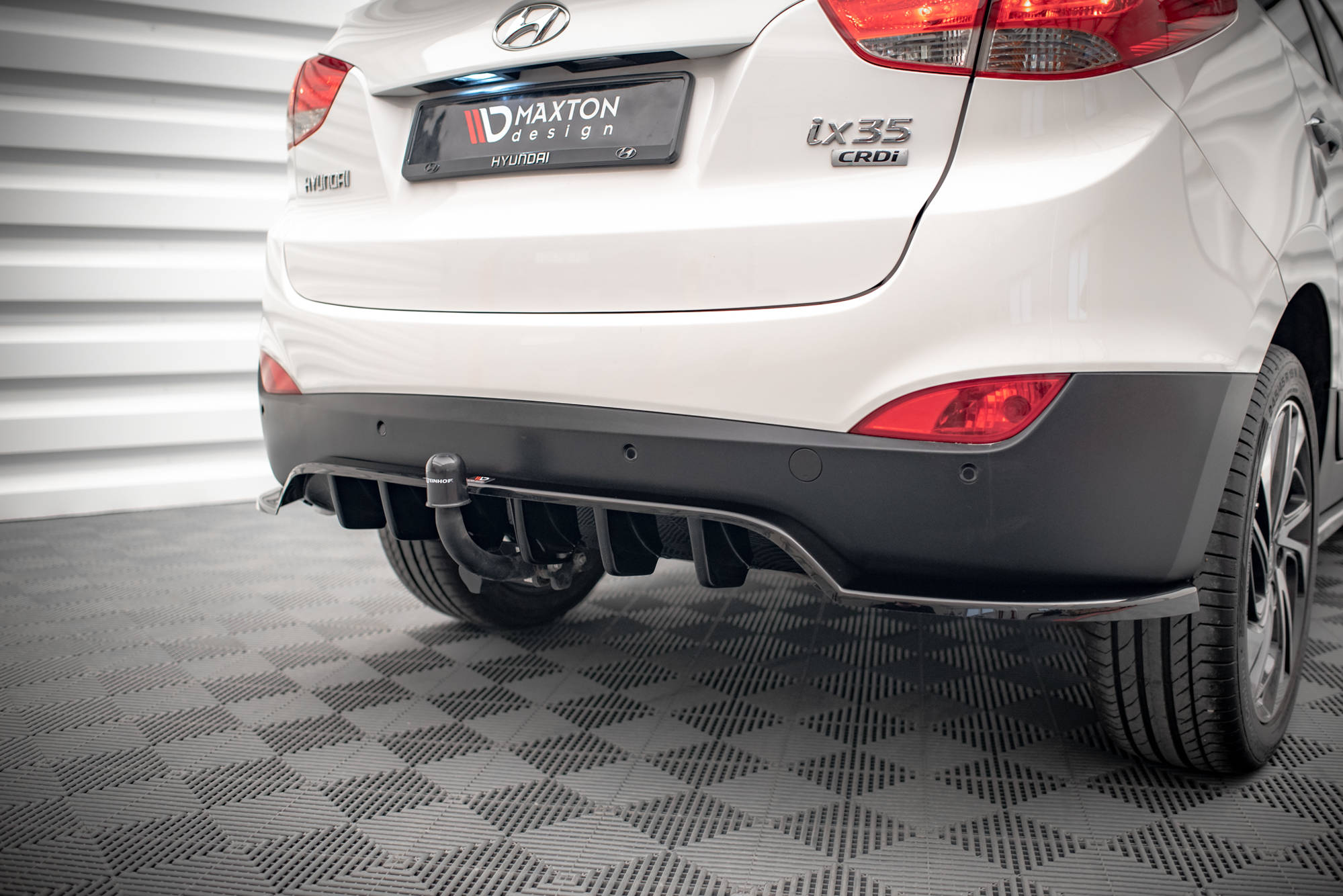 Street+ Mittlerer Diffusor RACE Heck Ansatz passend für Hyundai ix35 Mk1 schwarz Hochglanz