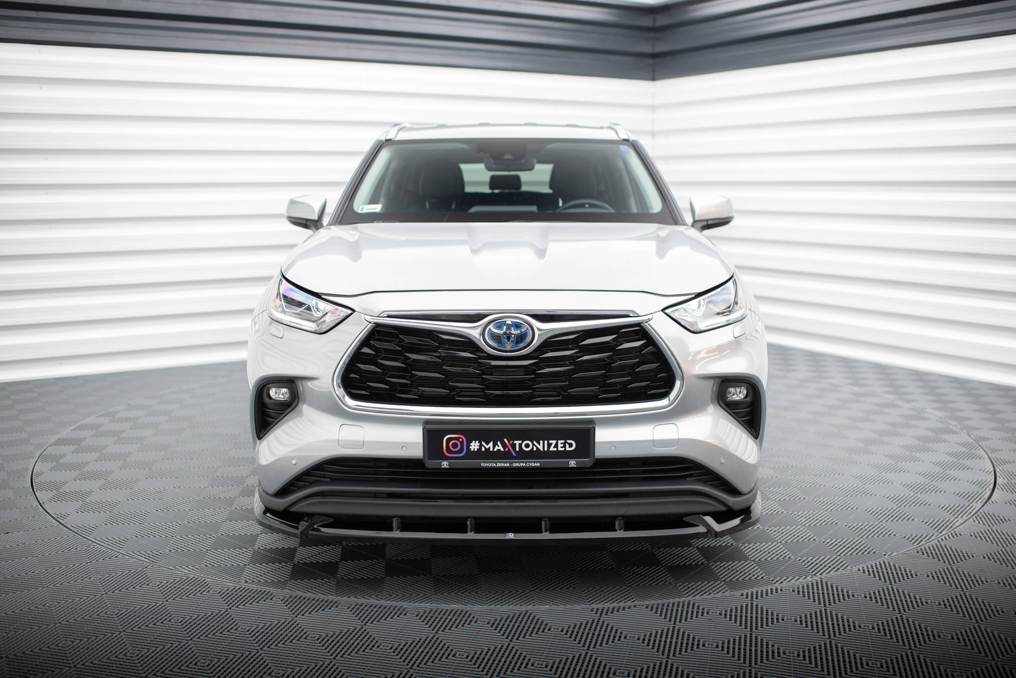 Street+ Spoilerlippe Front Ansatz V.1 passend für Toyota Highlander Mk4 schwarz Hochglanz