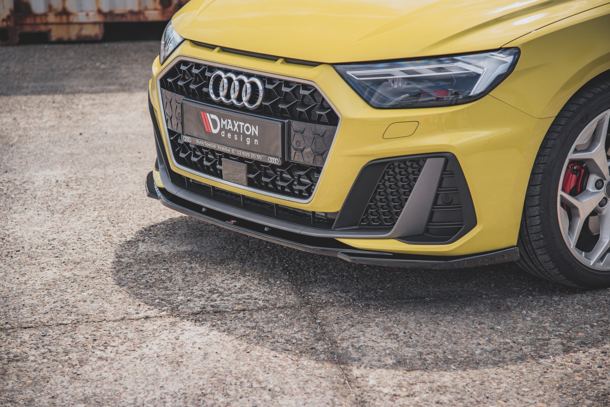 Front Ansatz V.2 für Audi A1 S-Line GB schwarz Hochglanz