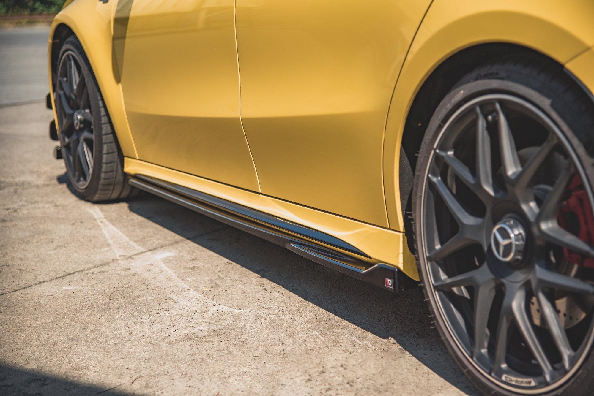 Street+ Seitenschweller Leisten passend für Mercedes-AMG A 45 S W177 schwarz Hochglanz