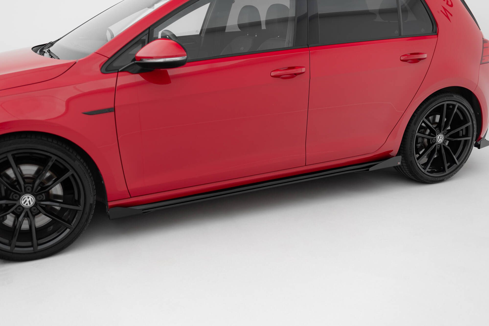 Street Pro Seitenschweller Leisten passend für VW Golf 7 R FL rot+ Hochglanz Flaps