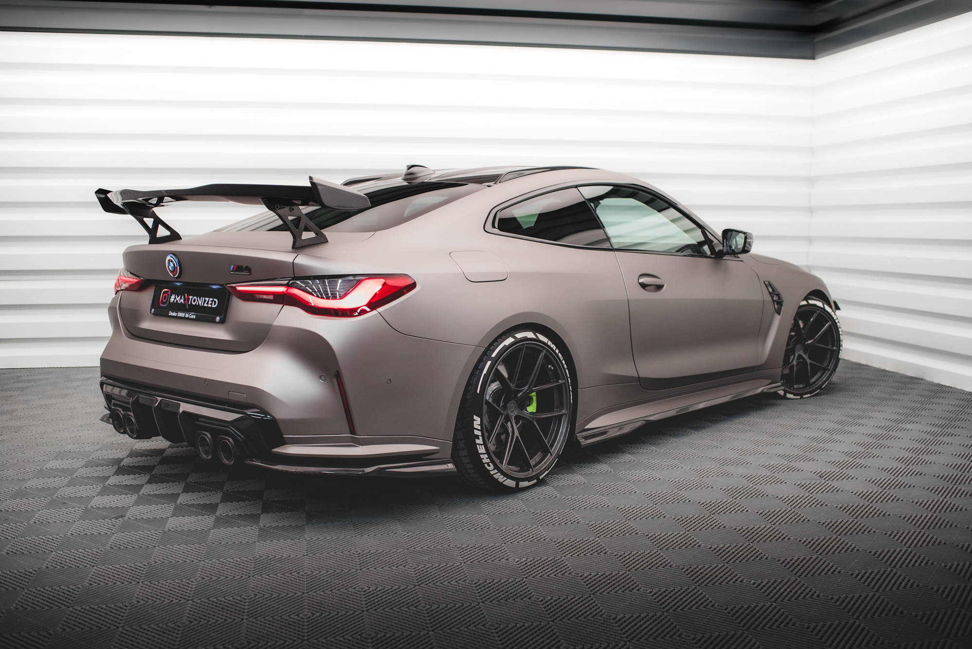 Carbon Fiber Seitenschweller Ansatz Leisten passend für BMW M4 G82 / G82 FL