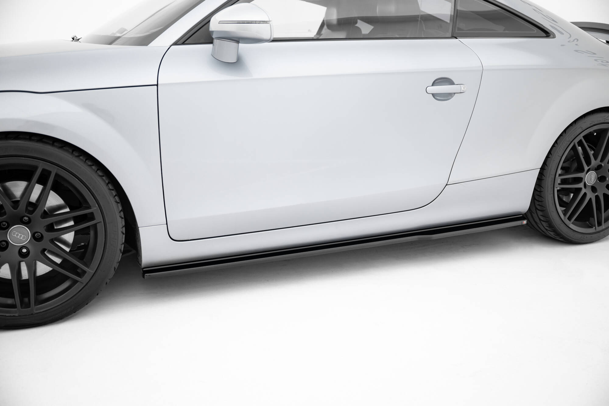 Seitenschweller Ansatz für V.1 für Audi TT S / TT S-Line 8J Facelift schwarz Hochglanz