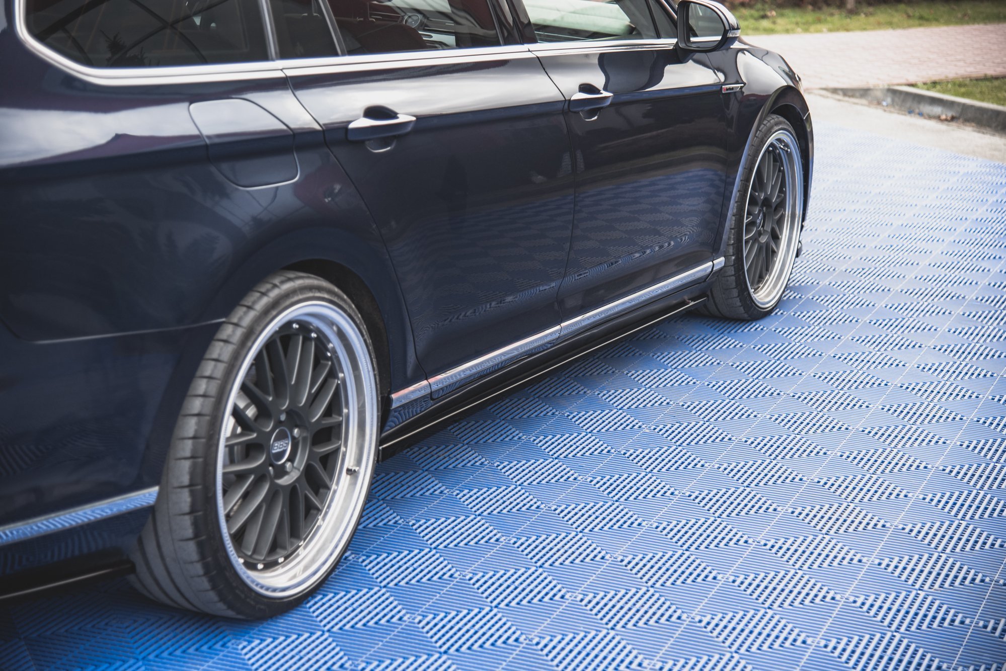 Street+ Seitenschweller Leisten passend für VW Passat B8 schwarz Hochglanz
