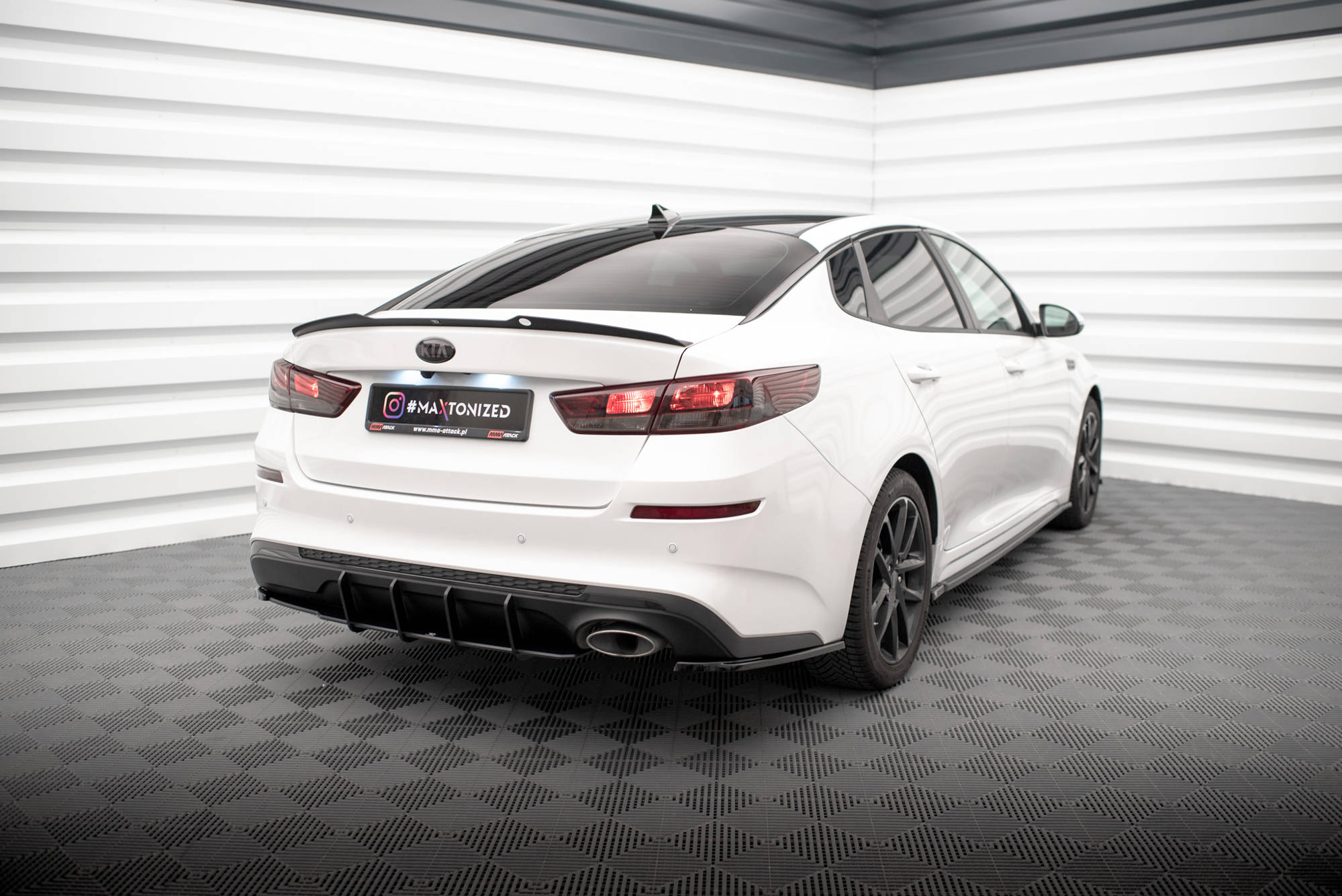 Street Pro Heckschürze Heck Ansatz Diffusor passend für Kia Optima Mk4 FL