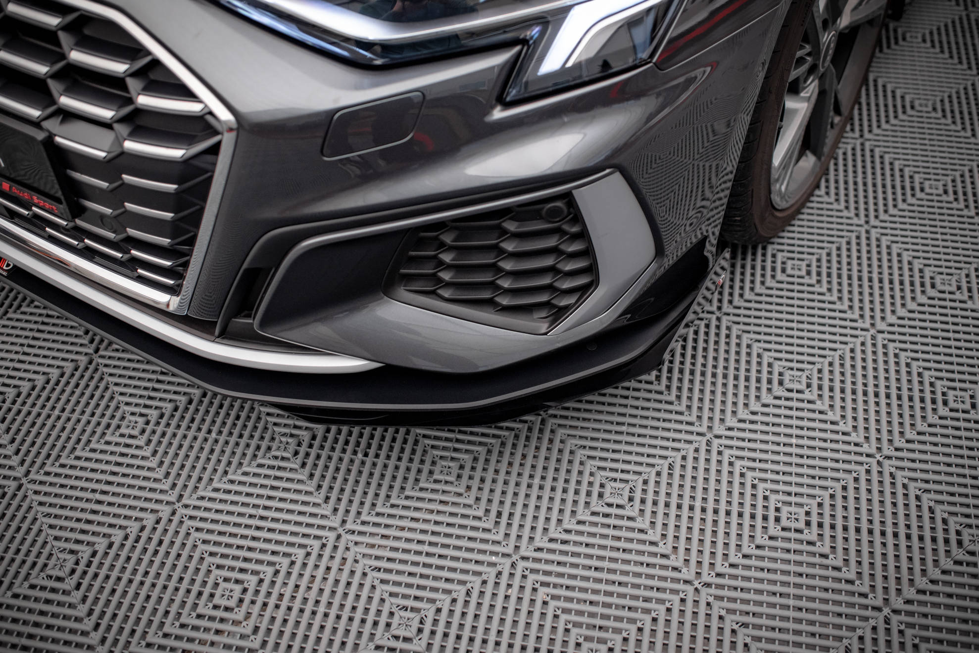 Street Pro Spoilerlippe Front Ansatz + Flaps passend für Audi S3 / A3 S-Line 8Y schwarz Hochglanz