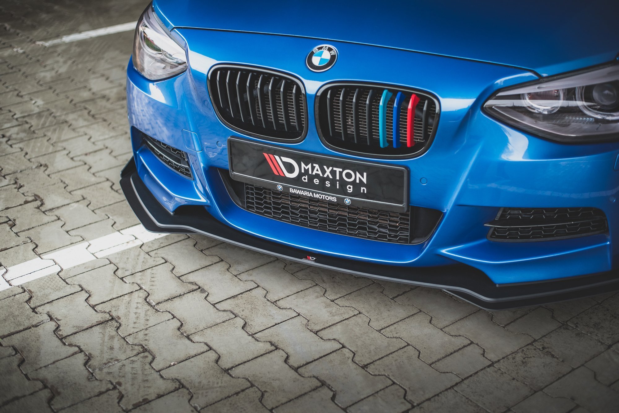 Street Pro Spoilerlippe Front Ansatz passend für BMW M135i F20 rot+ Hochglanz Flaps