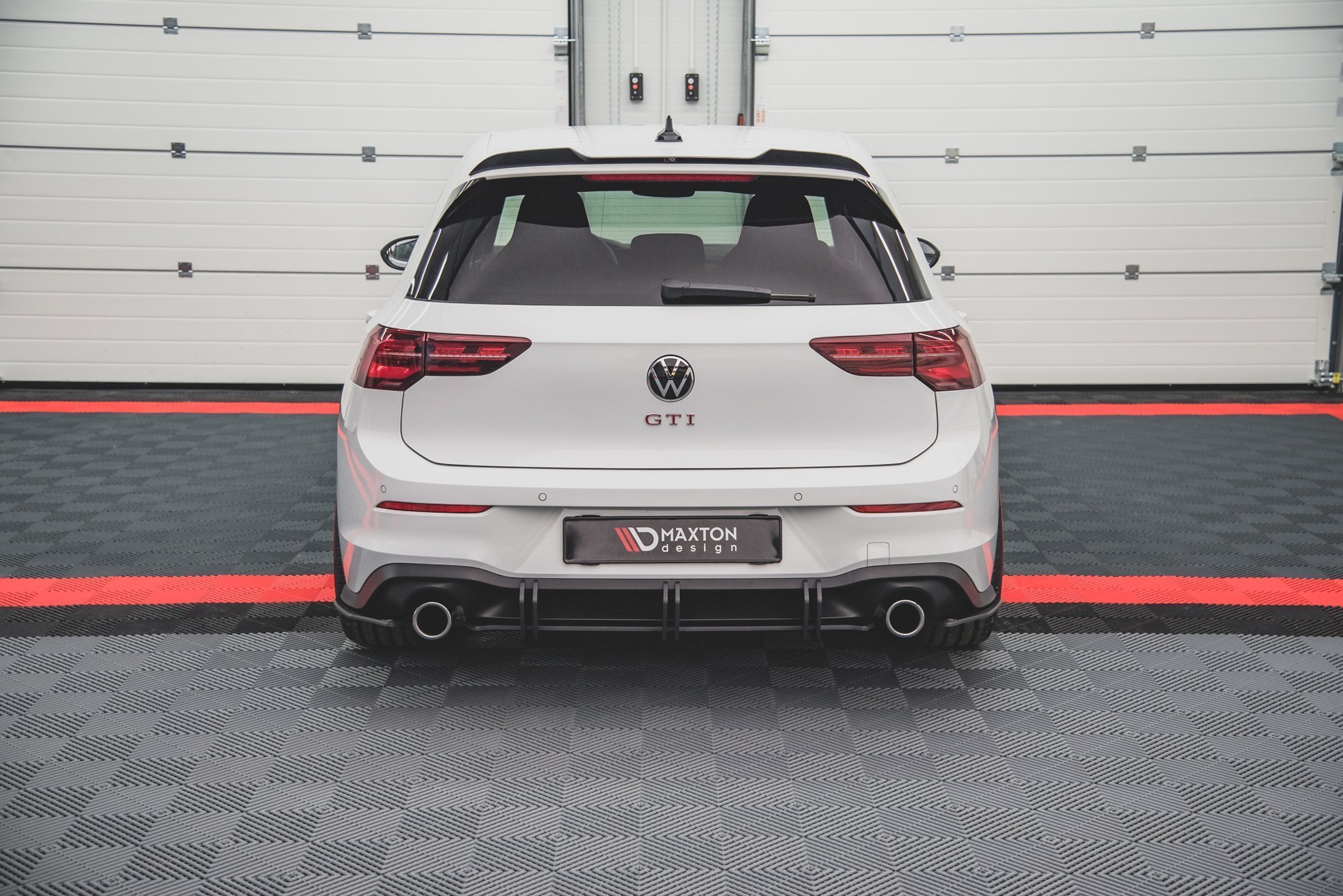 Street Pro Heck Ansatz Flaps passend für VW Golf 8 GTI rot