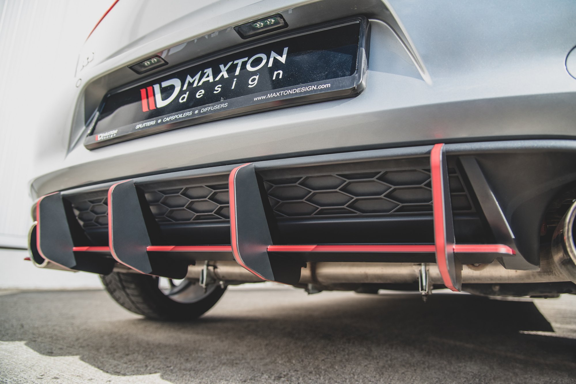 Diffusor Heck Ansatz für Heckschürze V.2 für VW Golf 7 GTI