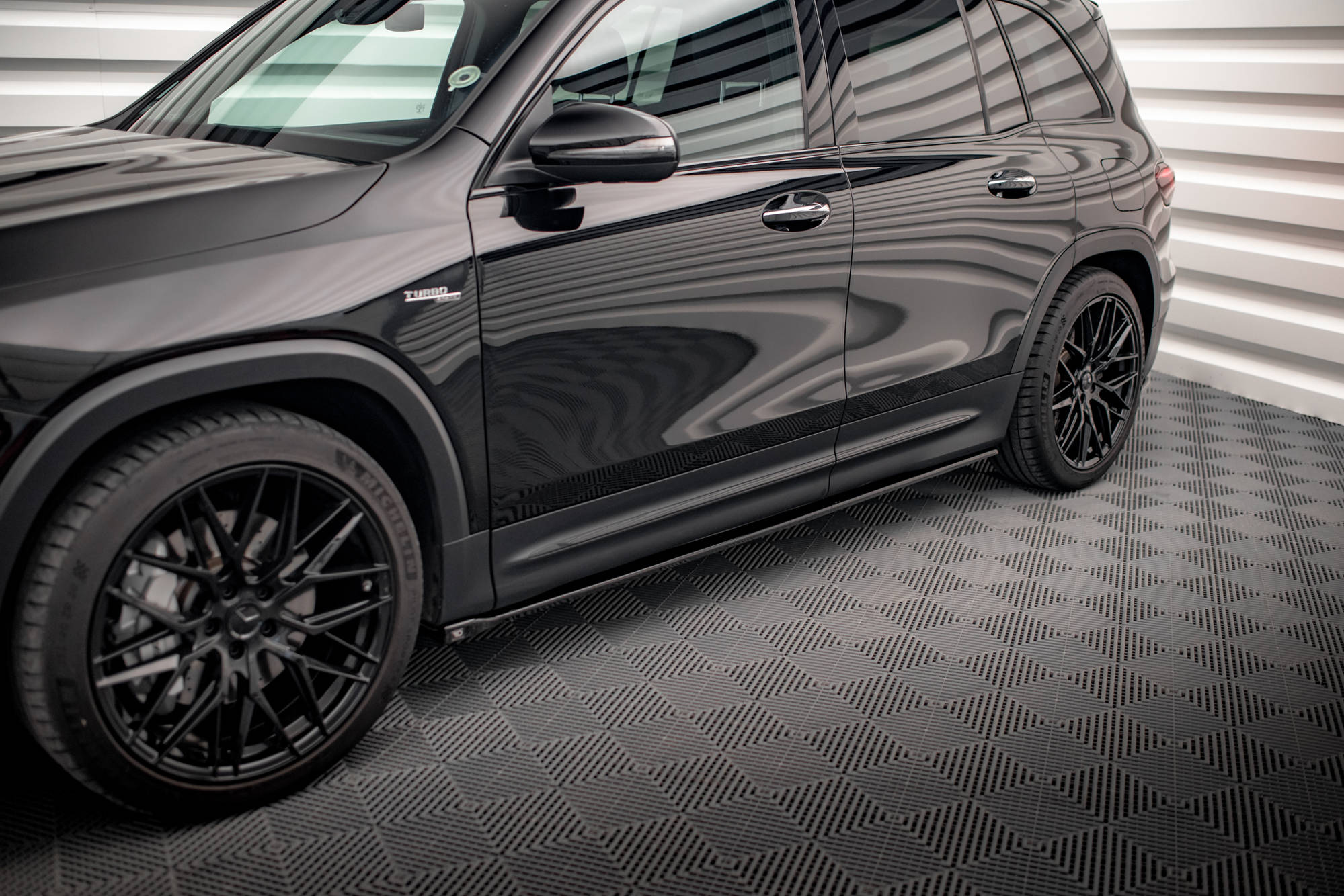 Street+ Seitenschweller Leisten passend für Mercedes-AMG GLB 35 / AMG-Line X247 schwarz Hochglanz