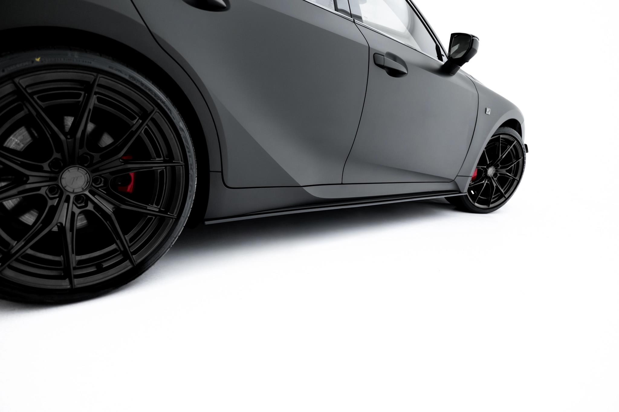 Seitenschweller Ansatz Paar passend für Lexus IS 500 Mk3 Facelift 2 XE30 schwarz matt