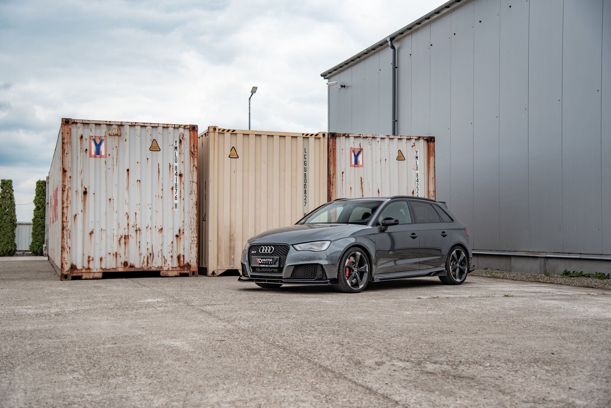 Flaps Audi RS3 8V Sportback schwarz Hochglanz