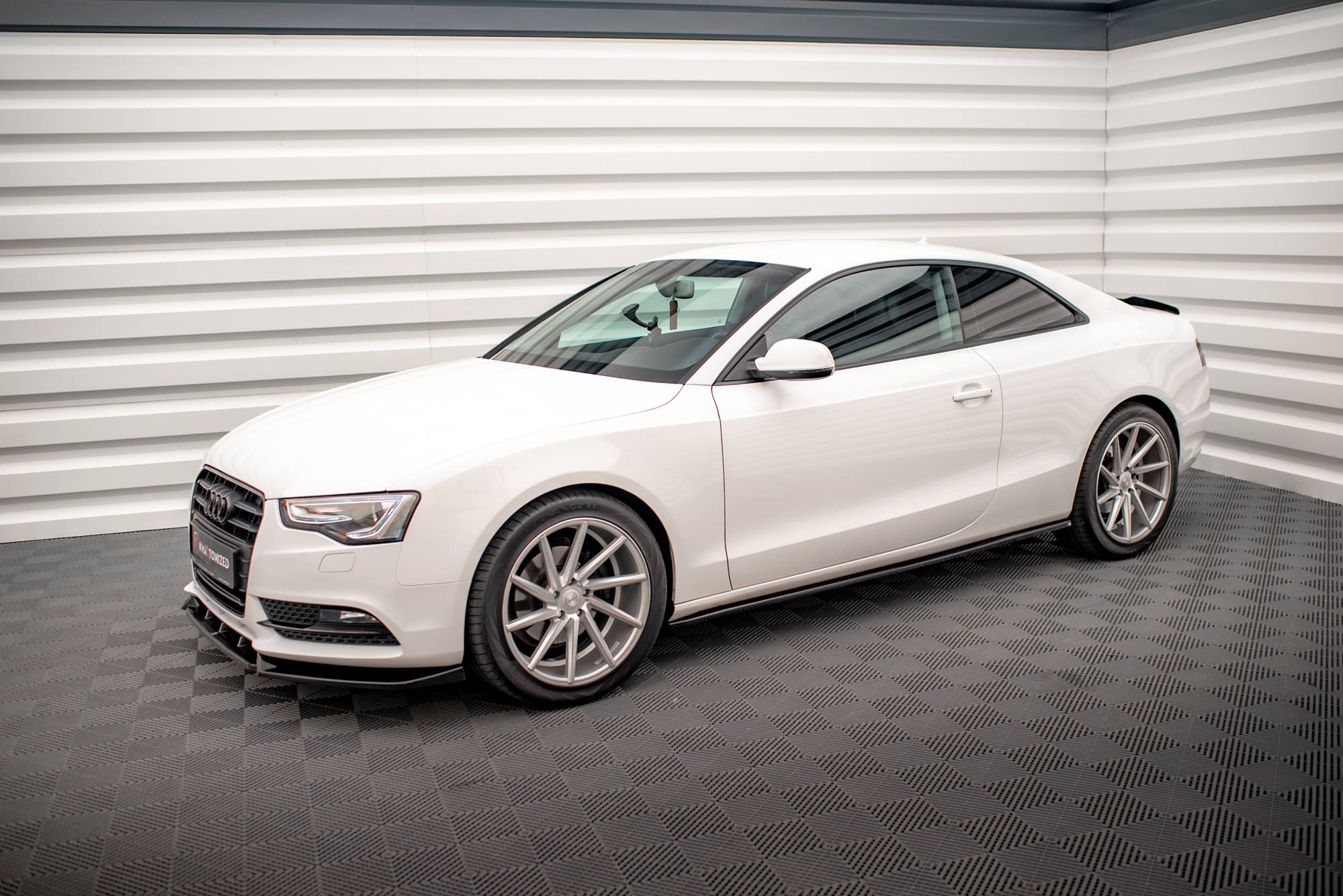 Street+ Seitenschweller Leisten V.2 passend für Audi A5 / A5 S-Line / S5 Coupe 8T schwarz Hochglanz