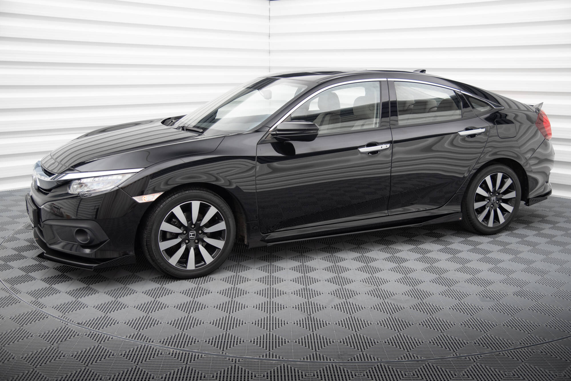 Street Pro Seitenschweller Leisten + Flaps passend für Honda Civic Mk10 schwarz Hochglanz