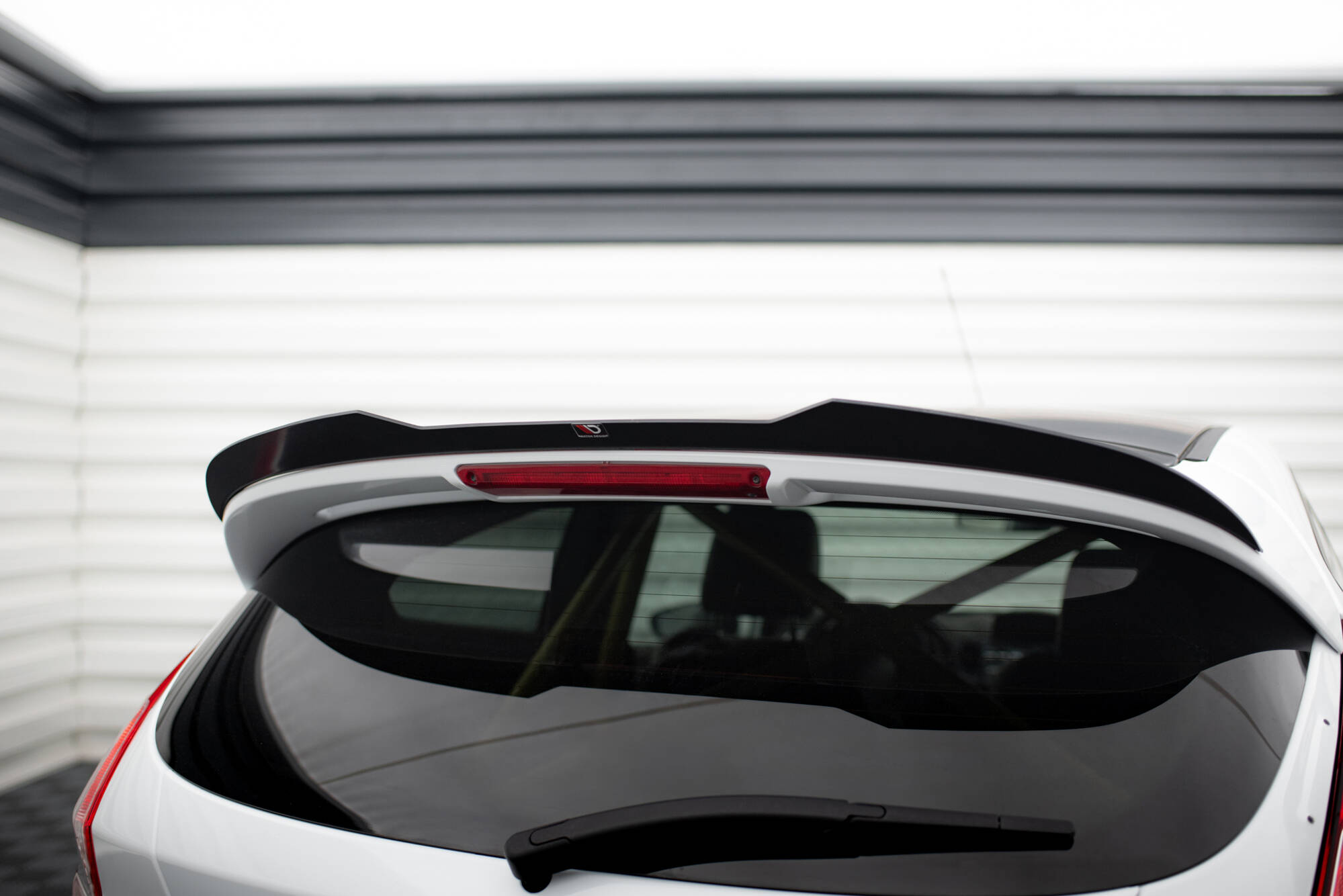 Spoiler CAP für Ford Fiesta ST Mk7 FL schwarz Hochglanz