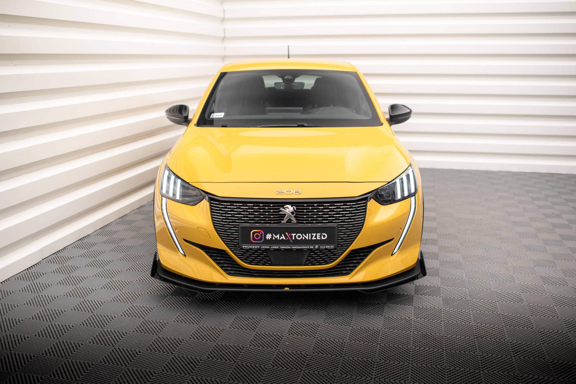 Street Pro Spoilerlippe Front Ansatz passend für Peugeot 208 GT Mk2 rot+ Hochglanz Flaps