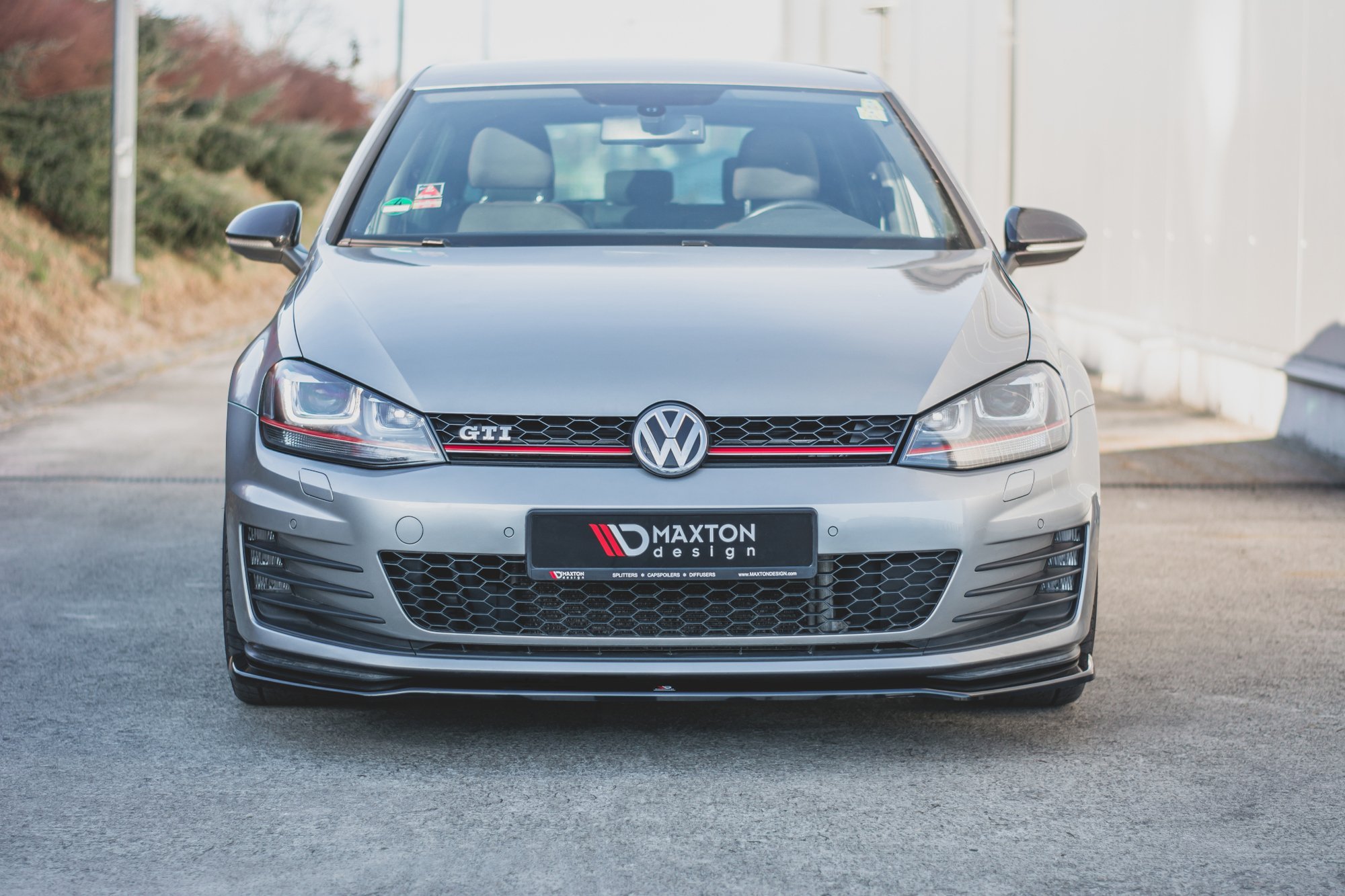 Front Ansatz V.2 für VW Golf GTI / GTD Mk7 schwarz Hochglanz