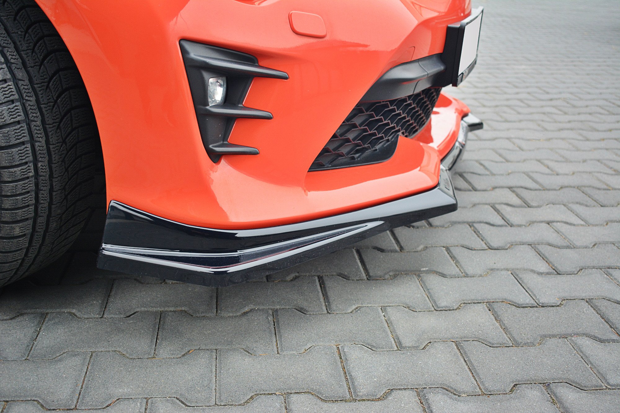 Front Ansatz V.2 für Toyota GT86 Facelift schwarz Hochglanz