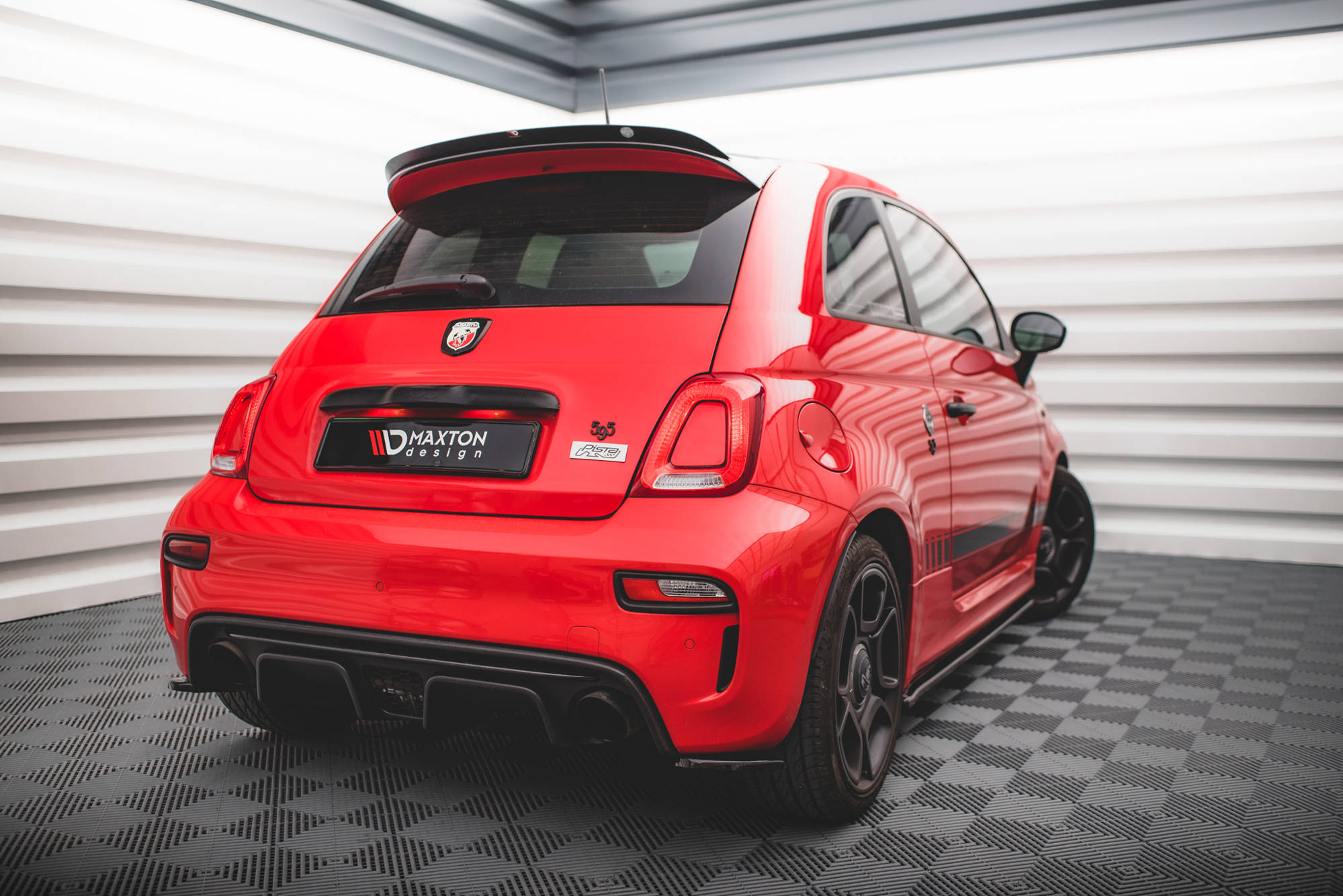 Heckspoiler Lippe passend für ABARTH 595 Mk1 FL schwarz Hochglanz