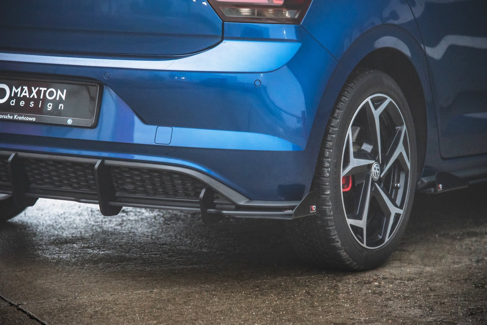 Street Pro Heck Ansatz Diffusor passend für VW Polo GTI Mk6 rot+ Hochglanz Flaps