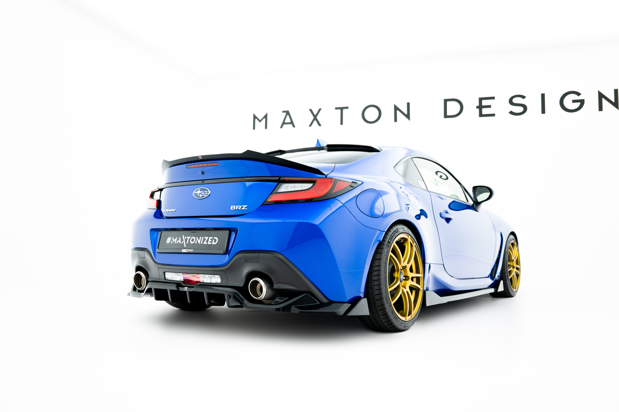 Street+ Mittlerer Diffusor RACE Heck Ansatz V.3 passend für Subaru BRZ Mk2 schwarz Hochglanz