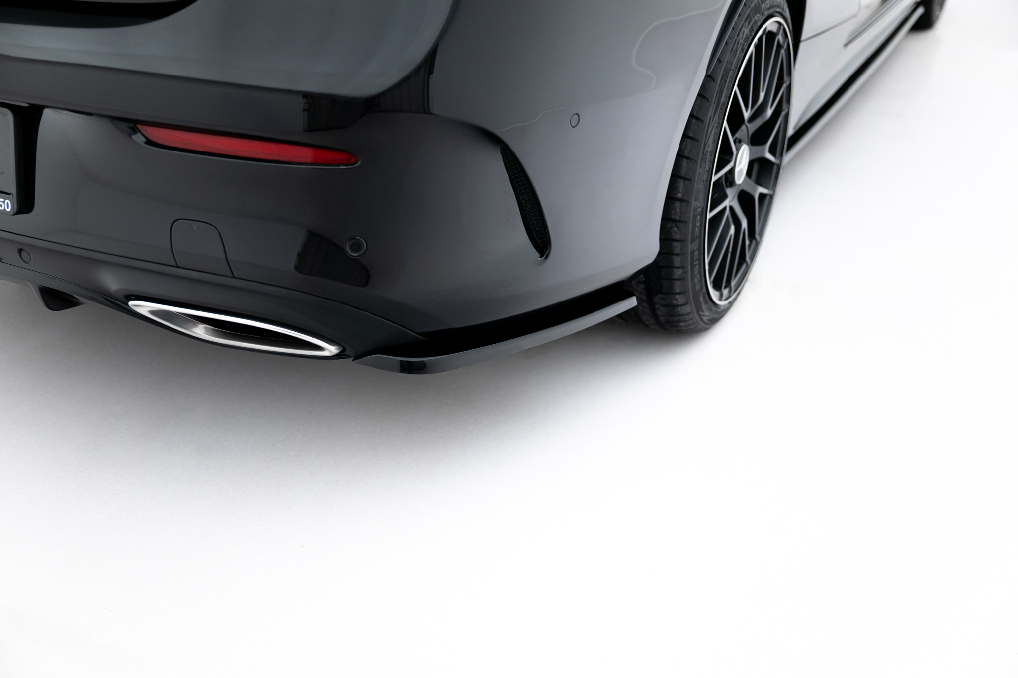 Heck Ansatz Flaps Diffusor für Mercedes- Benz C Coupe AMG-Line C205 schwarz Hochglanz
