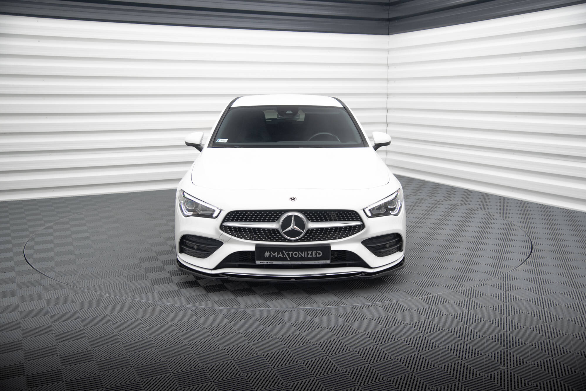 Front Ansatz V.1 für Mercedes-Benz CLA A35 AMG / AMG-Line C118 schwarz Hochglanz