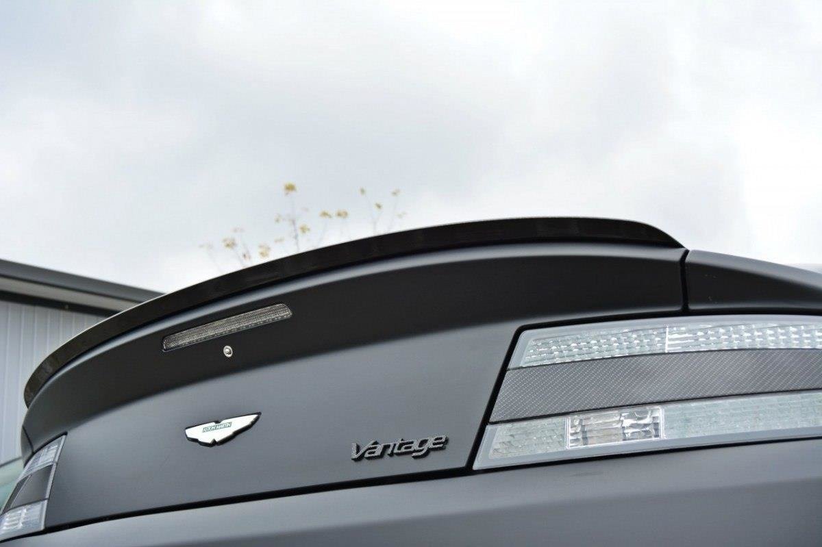 Heckspoiler Lippe passend für Aston Martin V8 VANTAGE schwarz Hochglanz