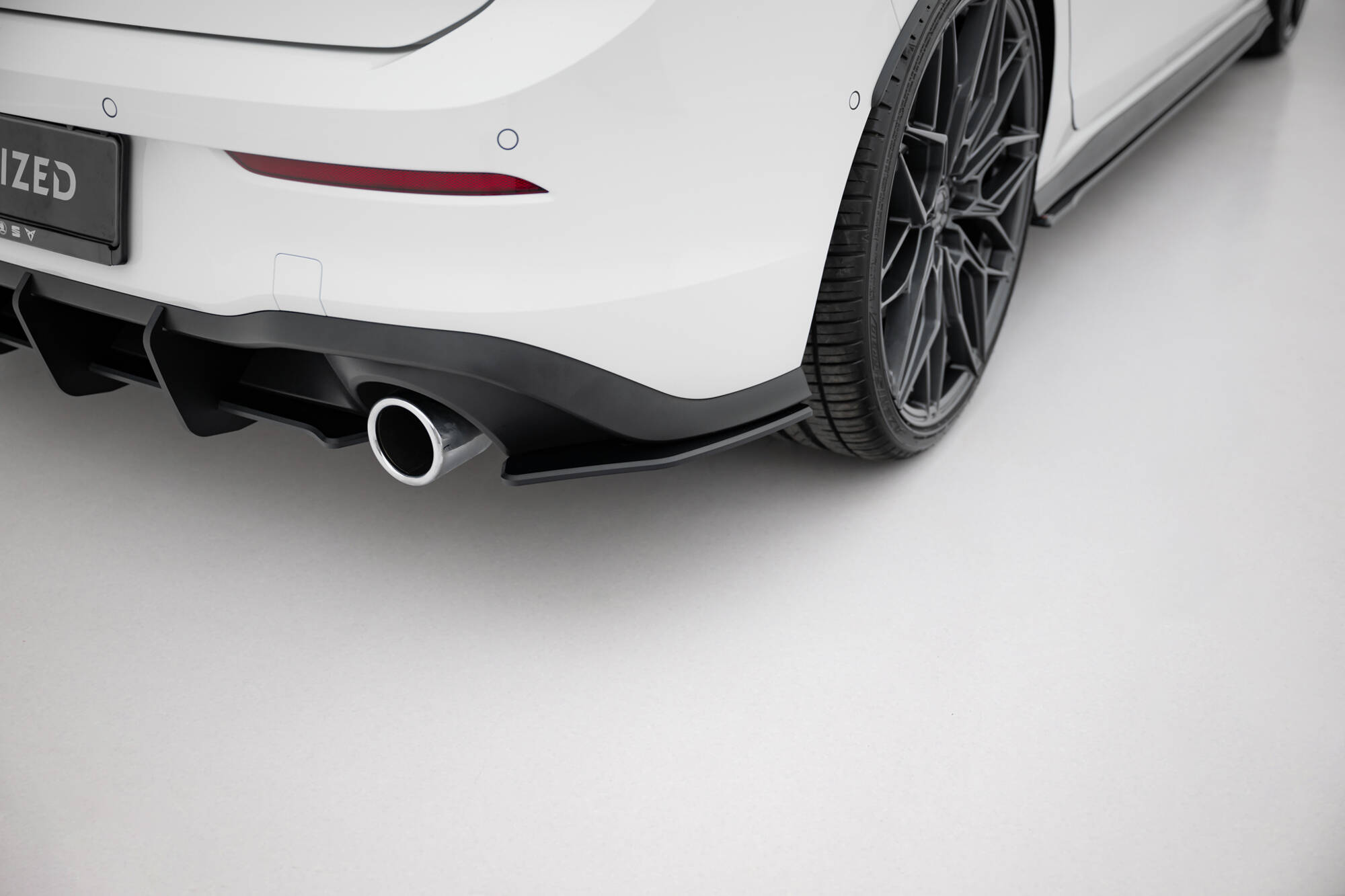 Street Pro Heck Ansatz Flaps V.1 passend für VW Golf GTI / GTE / R-Line Mk8