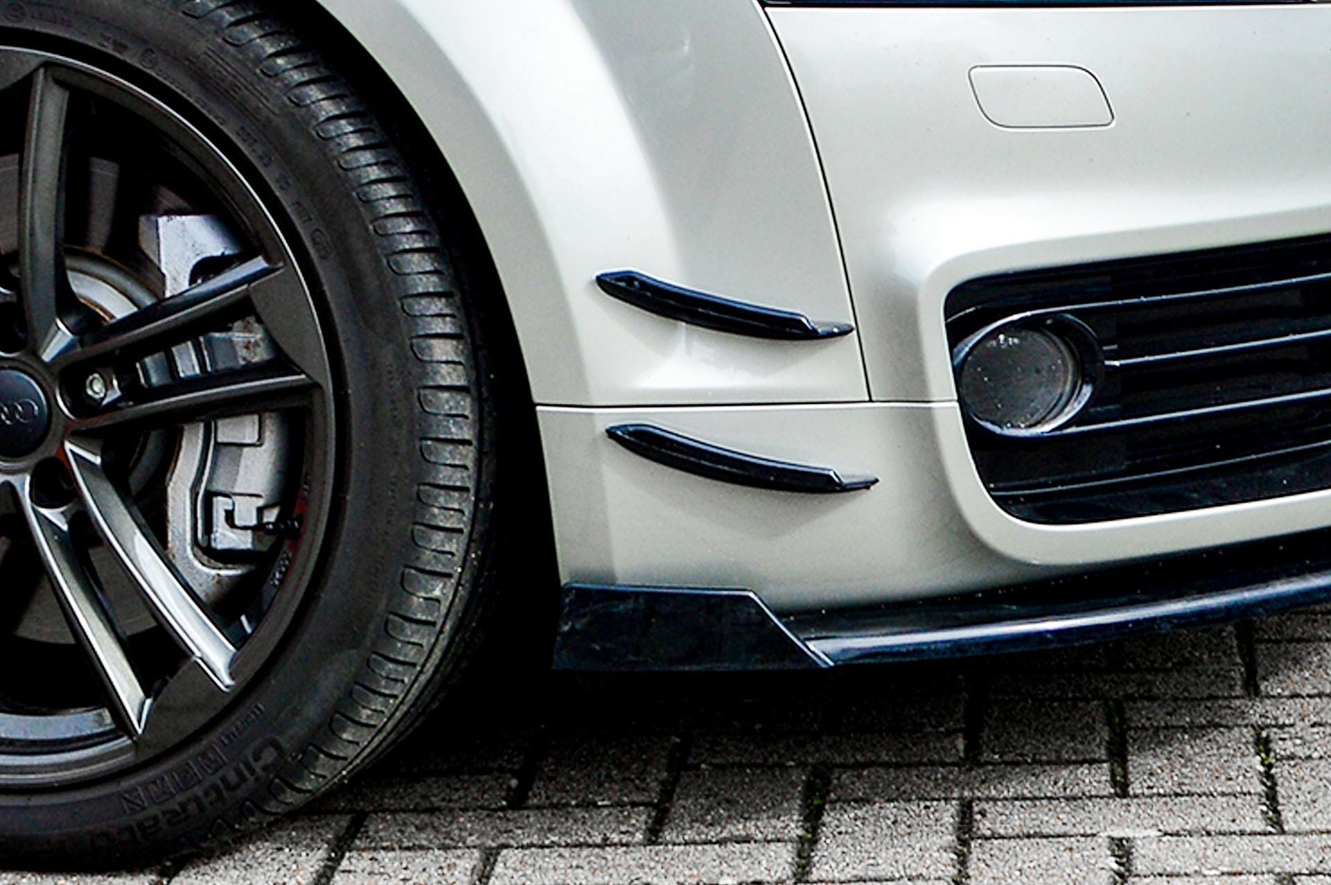 4.tlg. Spoilerflaps aus ABS für Audi TT 8J mit S-Line (Schwarz Matt)