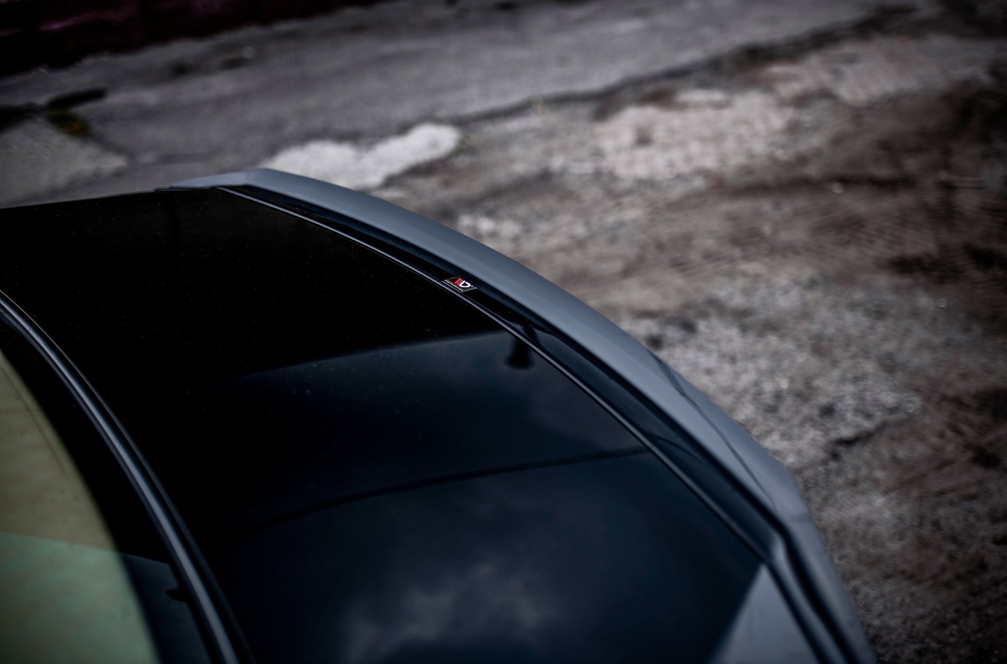 Spoiler CAP für Lexus LS Mk4 Facelift schwarz Hochglanz