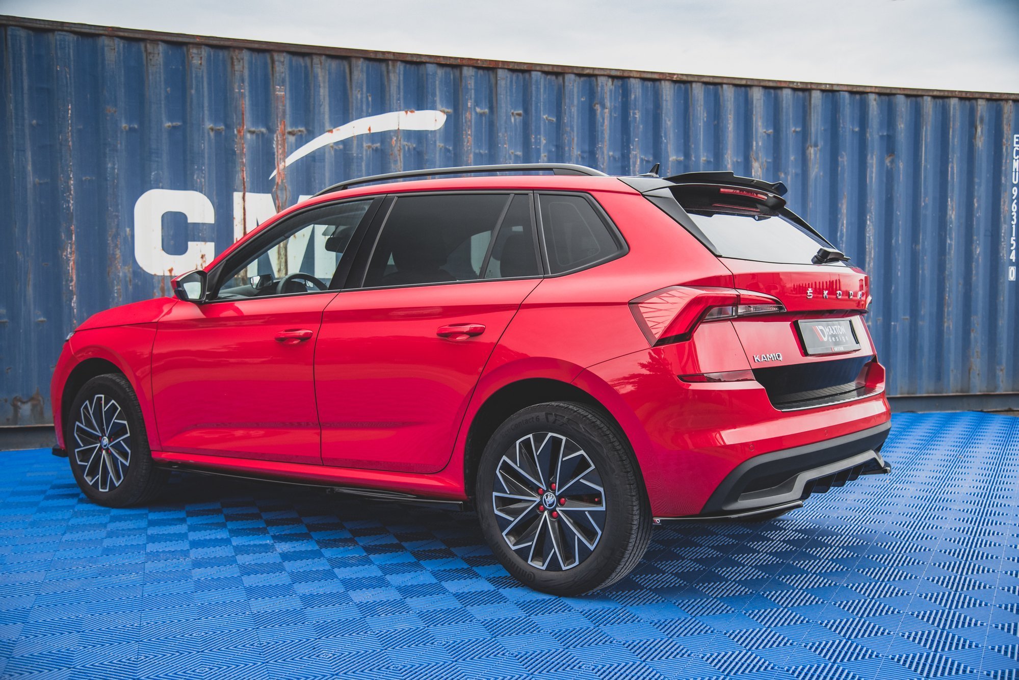 Street+ Heck Ansatz Flaps passend für Skoda Kamiq Mk1 schwarz Hochglanz