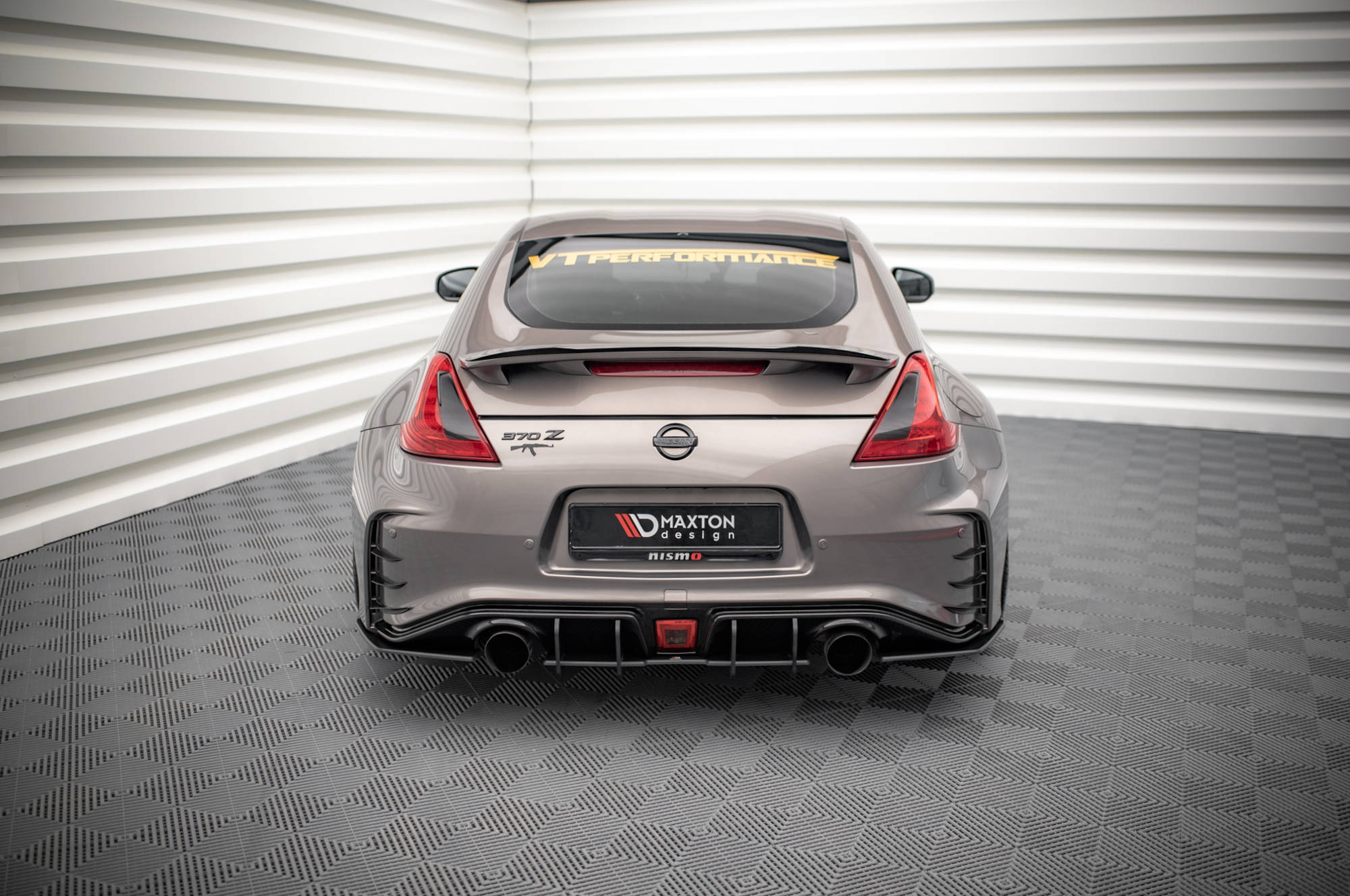 Street Pro Heck Ansatz Flaps passend für Nissan 370Z Nismo FL rot