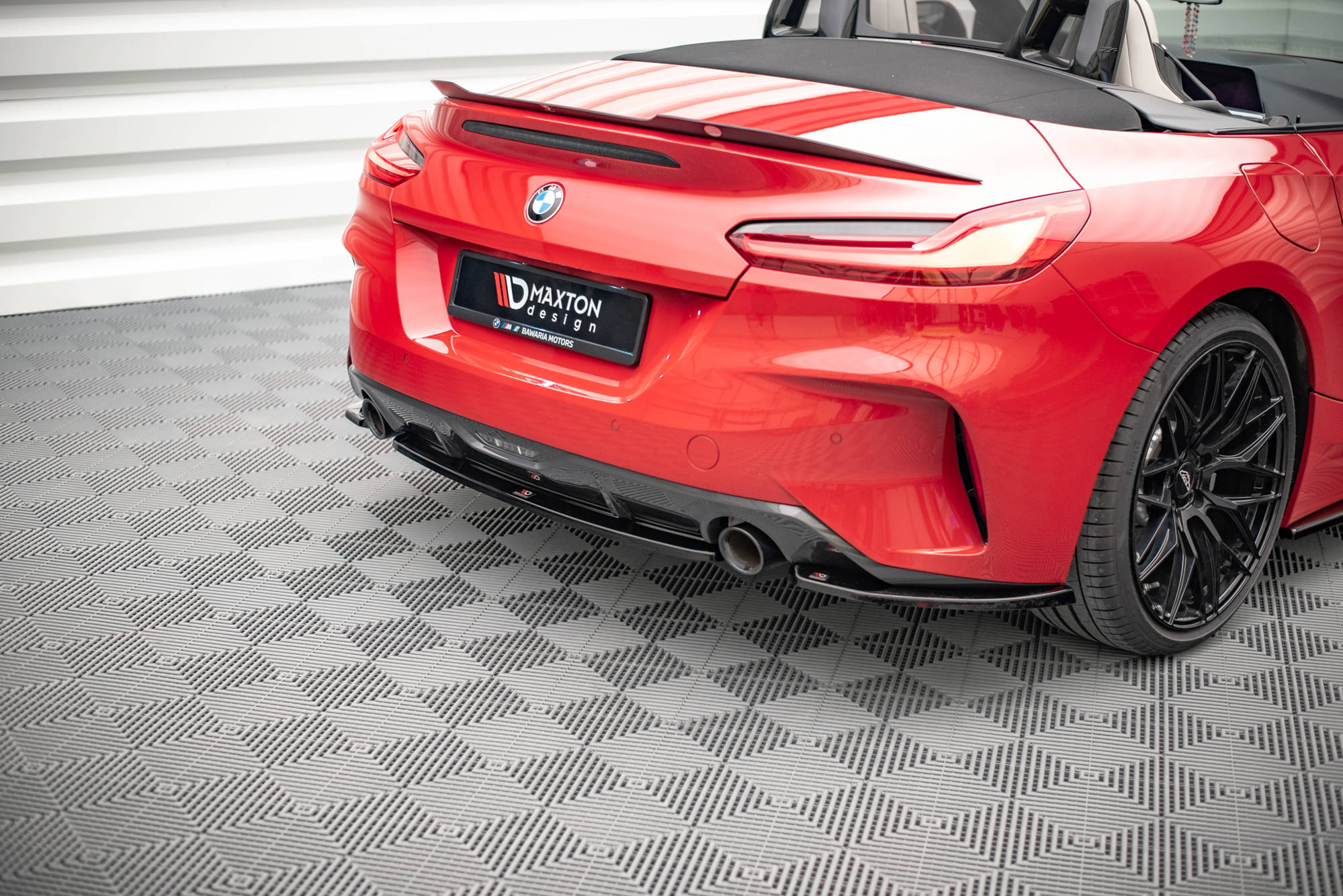 Street+ Mittlerer Diffusor Heck Ansatz passend für BMW Z4 M-Paket G29 schwarz Hochglanz