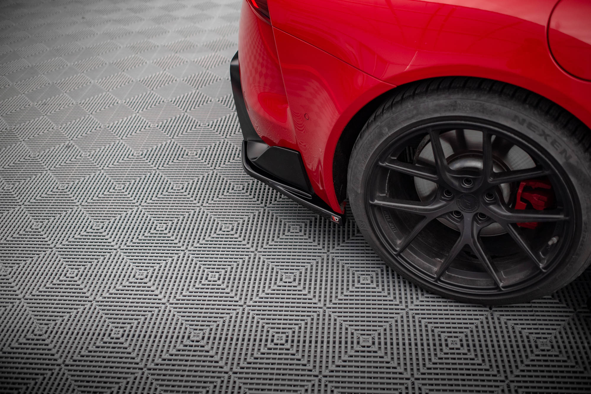 Street+ Heck Ansatz Flaps V.3 passend für Toyota Supra Mk5 schwarz Hochglanz