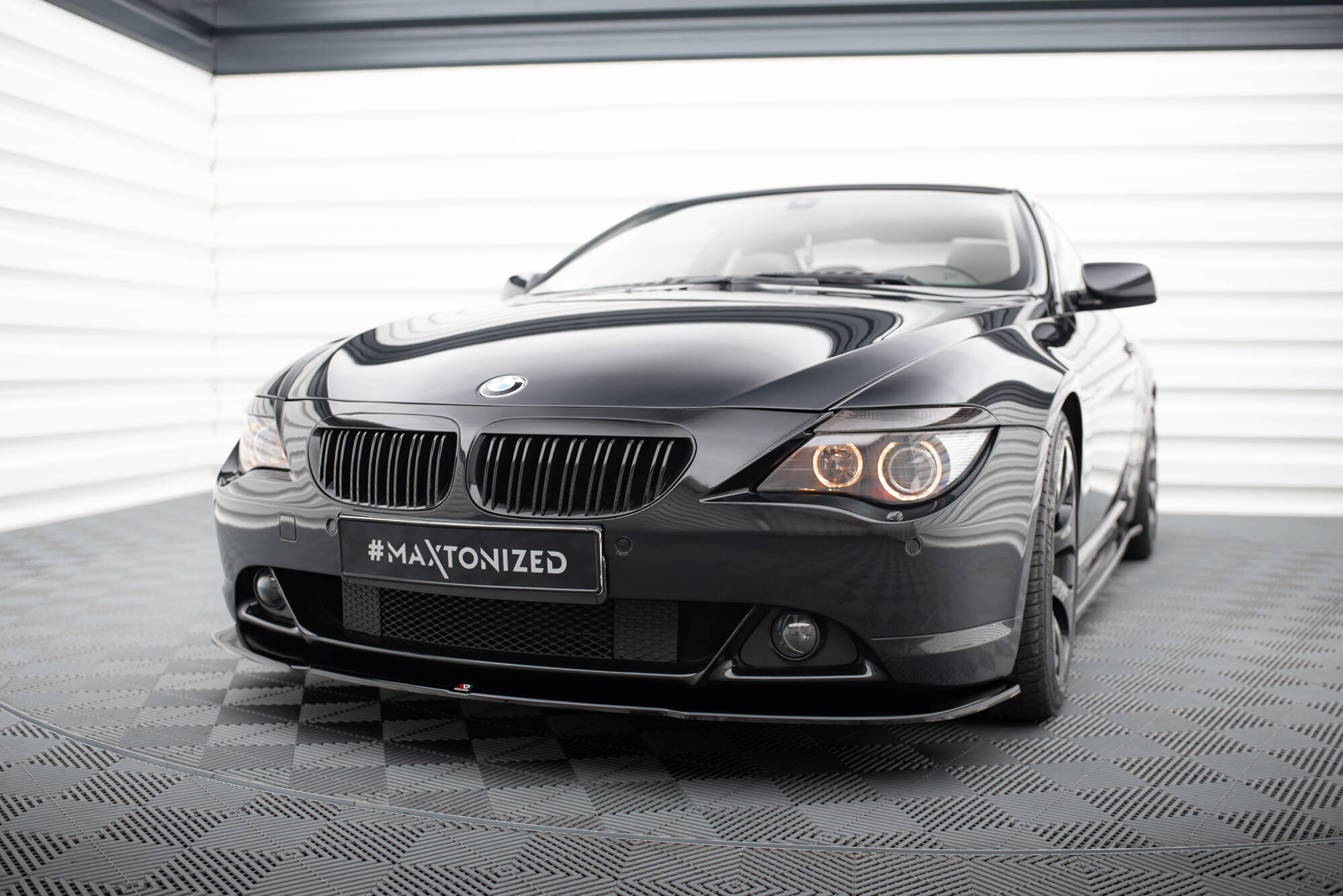 Street+ Spoilerlippe Front Ansatz V.2 passend für BMW 6er Coupe E63 / Cabrio E64 schwarz Hochglanz